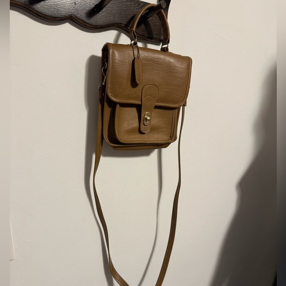 Monique Tan Faux Leather Shoulder Bag - Coach Station Bag Lookalike - Picture 3 of 10